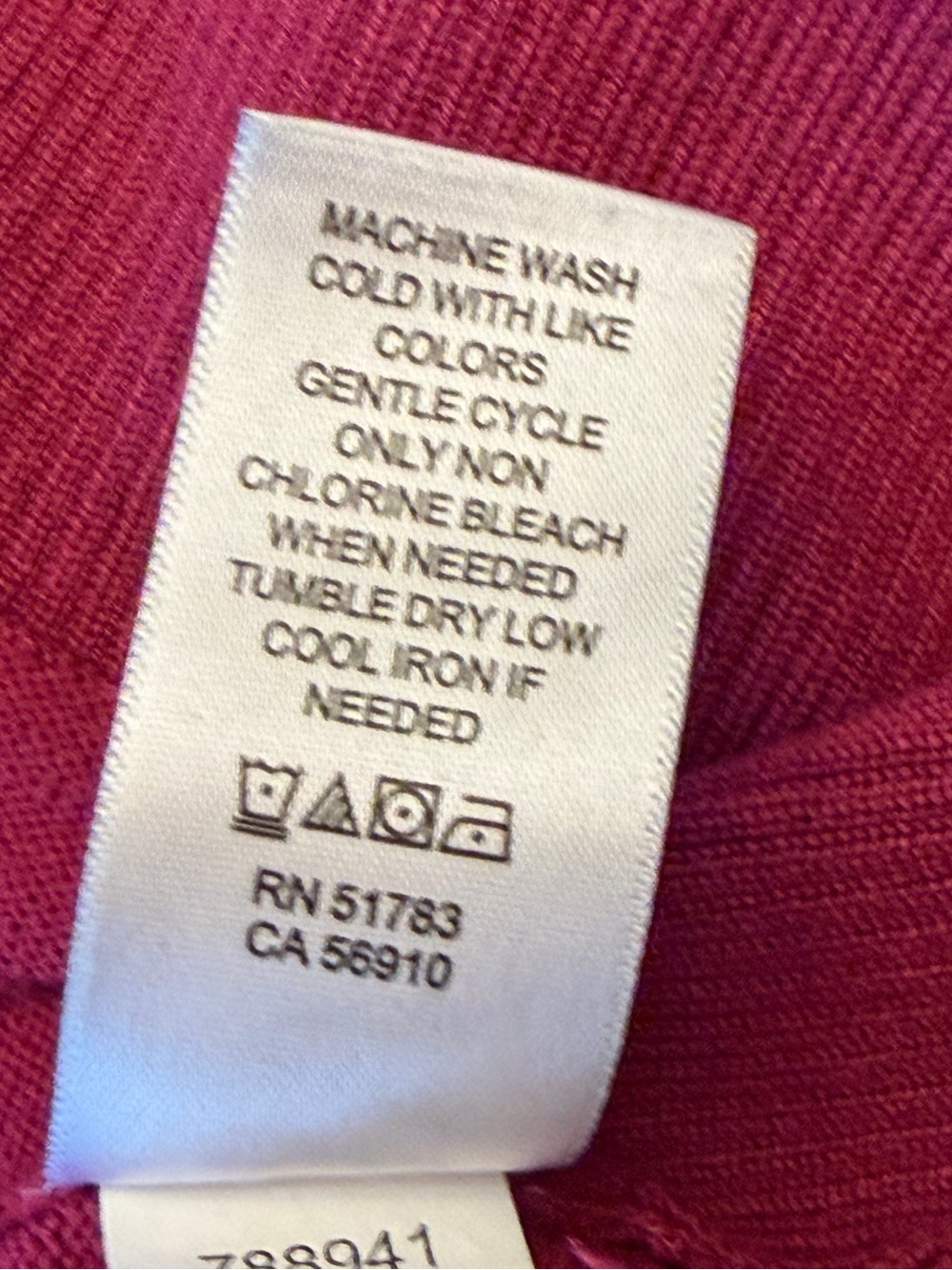 Maurices Raspberry Ribbed V-Neck Short Sleeve Top with Ruched Detail - Picture 4 of 6